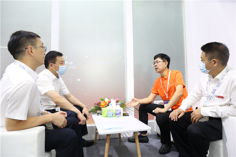 IMGL2770.jpg IMGL2770.jpg