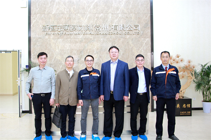 大合影 (2)(1).jpg 大合影 (2)(1).jpg